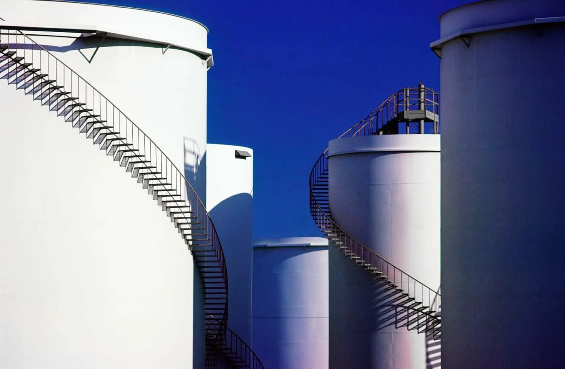 Storage tanks